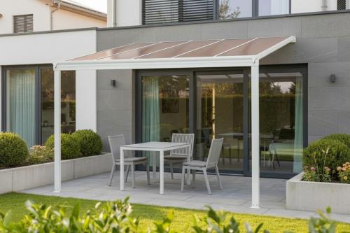 hliníková pergola LANITPLAST WALL 33 biela + bronz PC