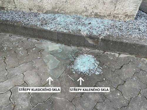 skleník VITAVIA IDA 7800 sklo 3 mm + PC 6 mm černý